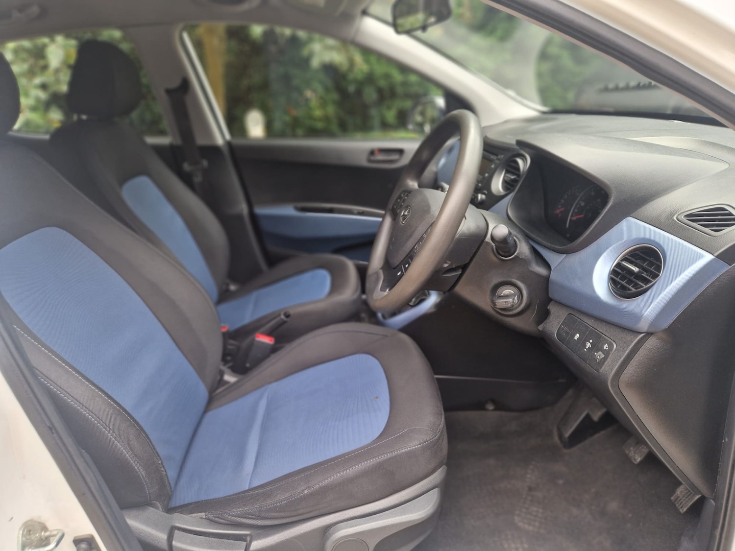 Used Hyundai i10 2015 for sale - 76192420: Photo 10