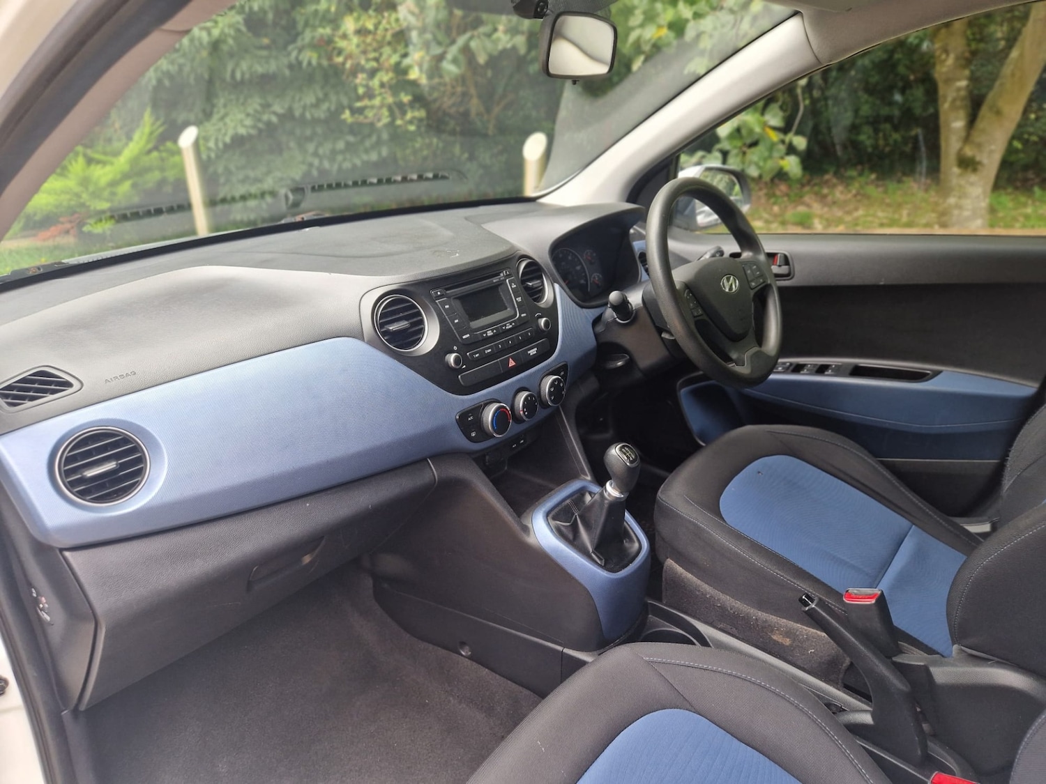 Used Hyundai i10 2015 for sale - 76192420: Photo 16