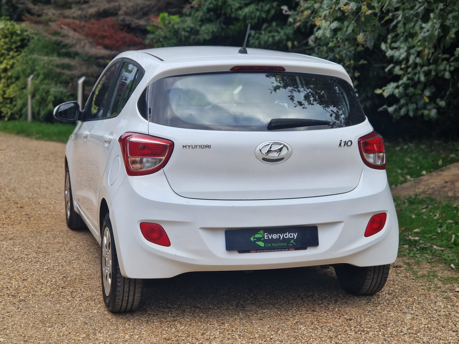 Used Hyundai i10 2015 for sale - 76192420: Photo 21