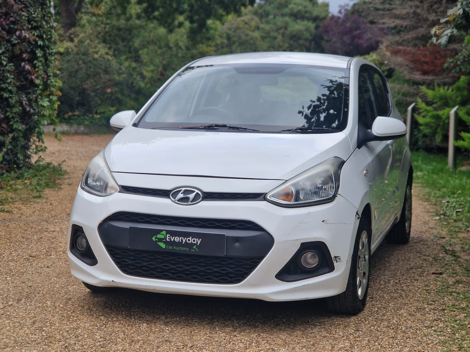 Used Hyundai i10 2015 for sale - 76192420: Photo 6