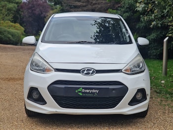 Hyundai - i10
