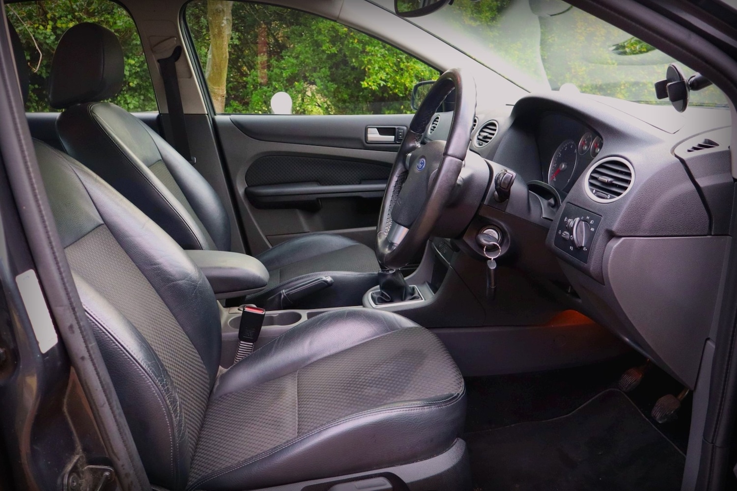 Used Ford Focus 2006 for sale - 77023587: Photo 16