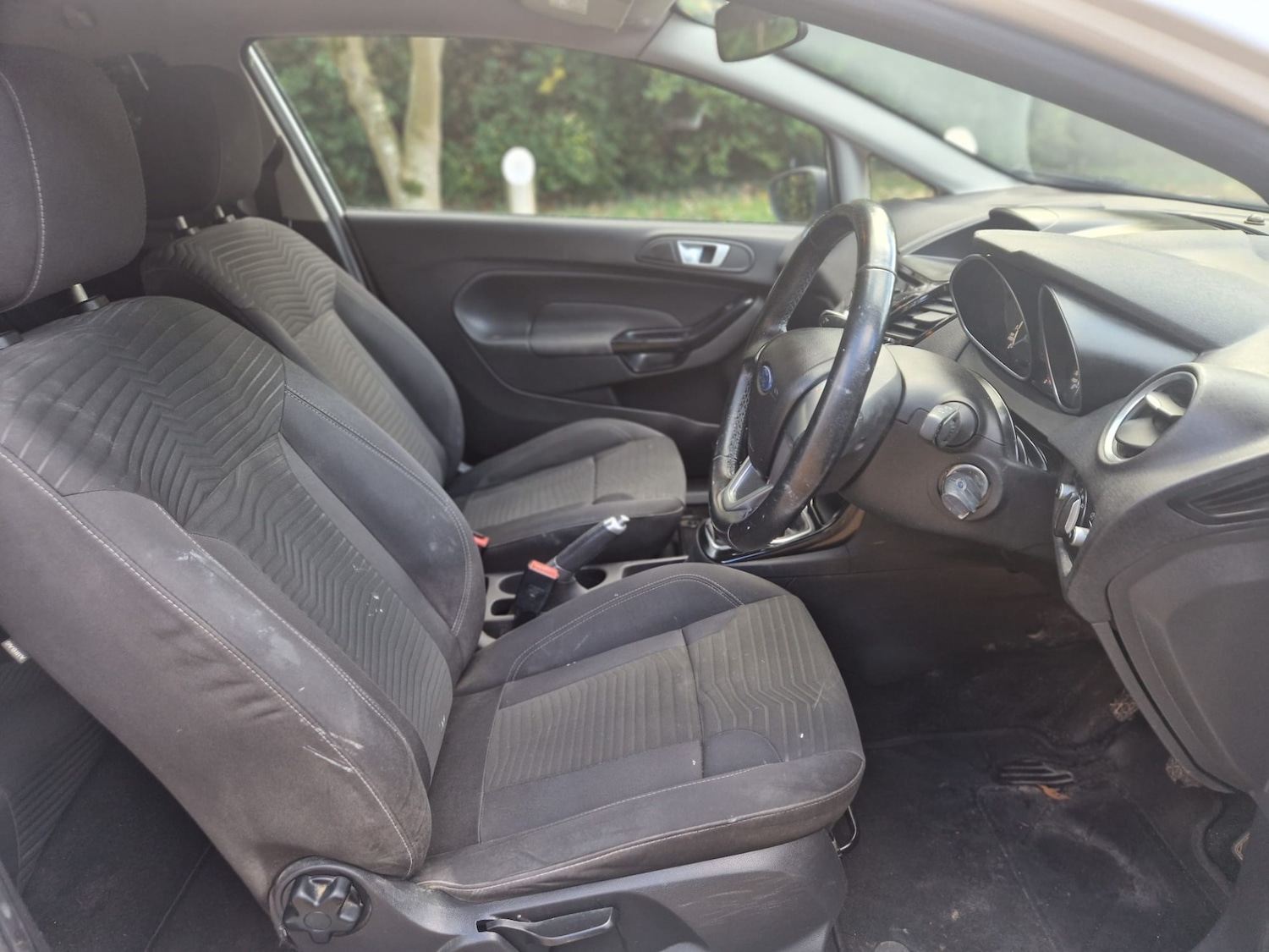 Used Ford Fiesta 2013 for sale - 76436548: Photo 12