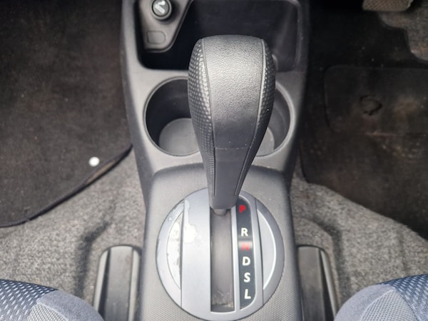 Used Honda Jazz 2003 for sale - 76302137: Photo 16