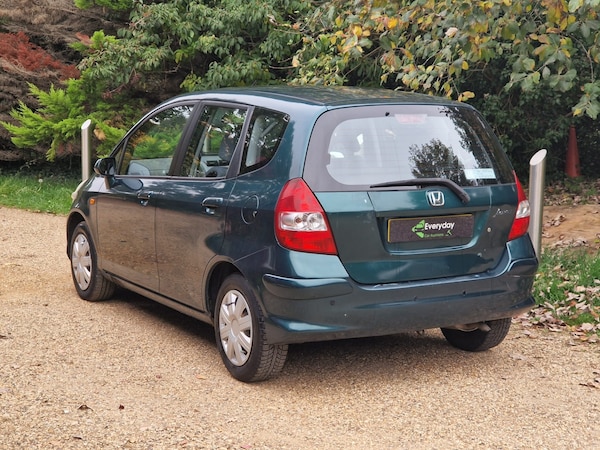 Used Honda Jazz 2003 for sale - 76302137: Photo 20