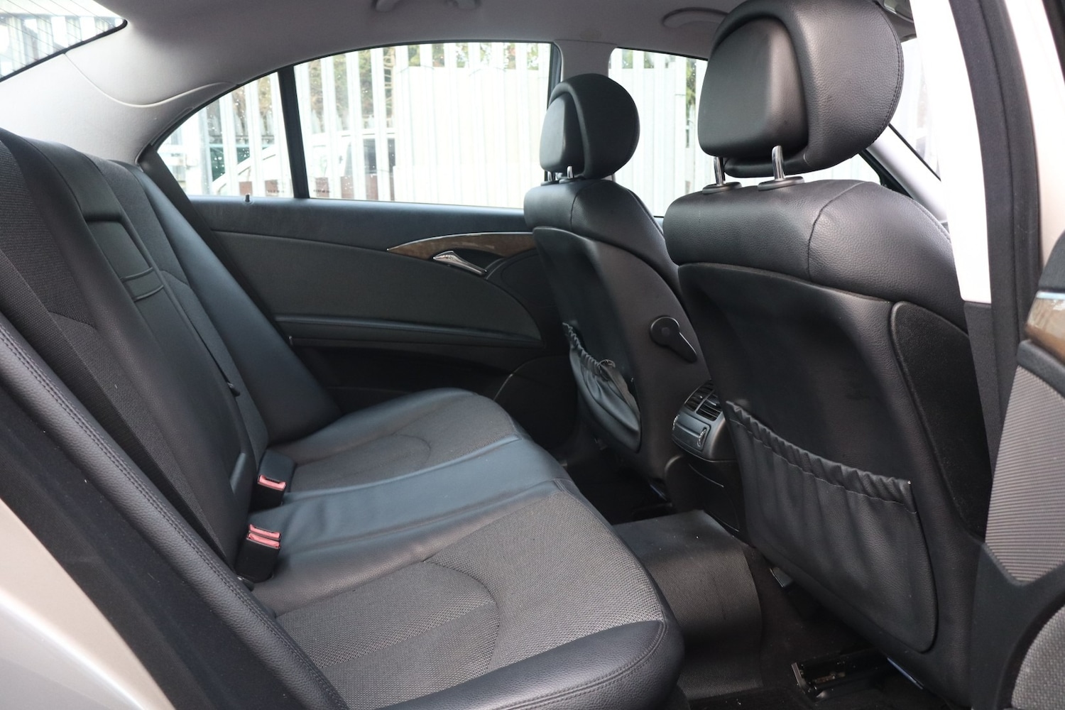 Used Mercedes-Benz E Class 2008 for sale - 77024339: Photo 11