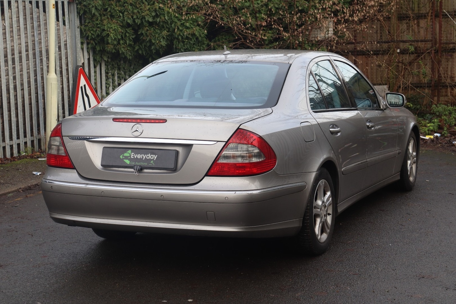 Used Mercedes-Benz E Class 2008 for sale - 77024339: Photo 14