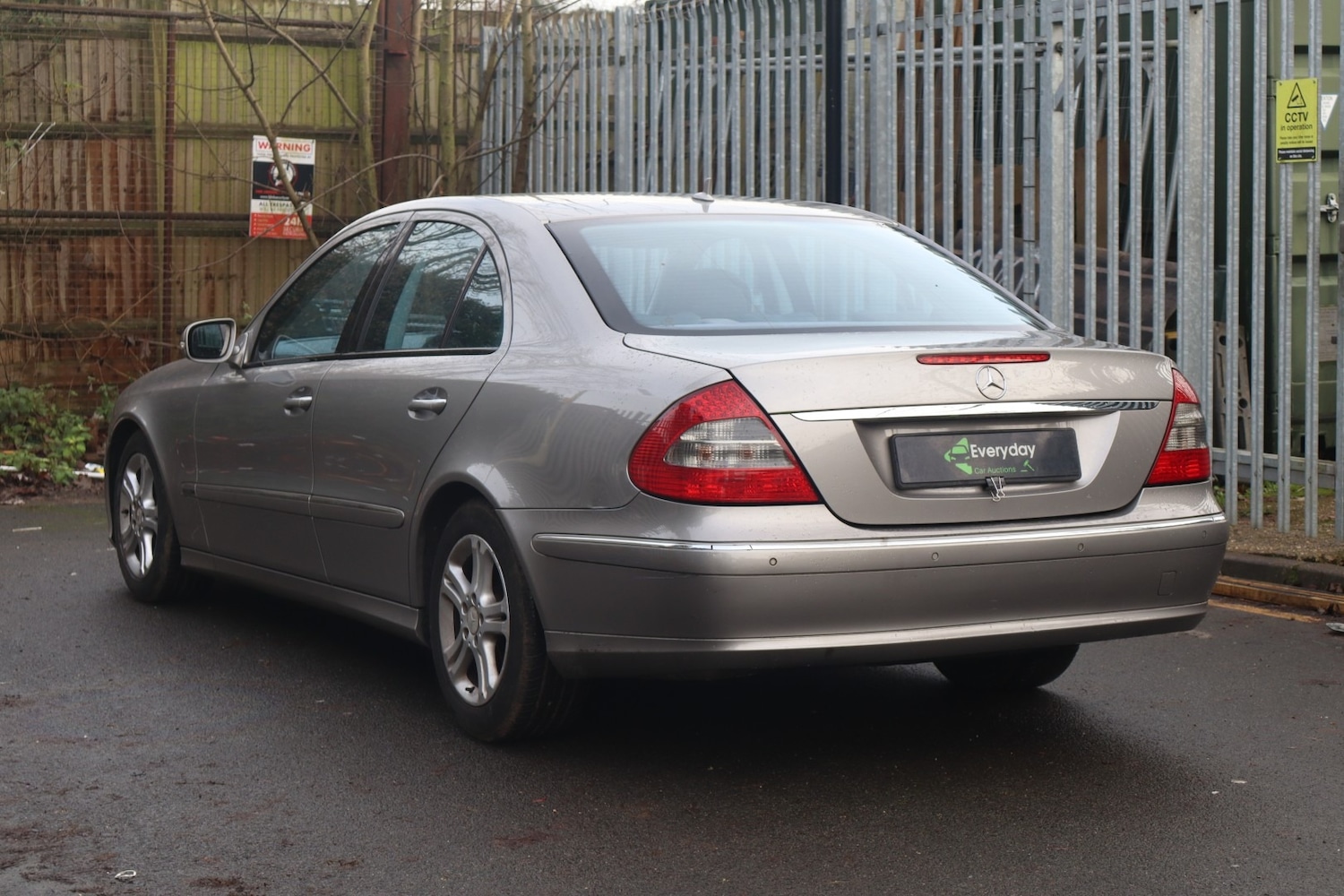 Used Mercedes-Benz E Class 2008 for sale - 77024339: Photo 6
