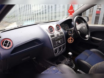 Used Ford Fiesta 2006 for sale - 78281737: Photo