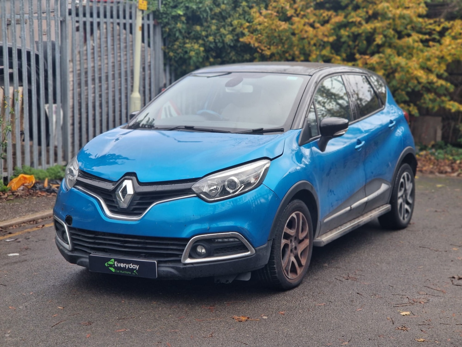 Used Renault Captur 2015 for sale - 76517862: Photo 8