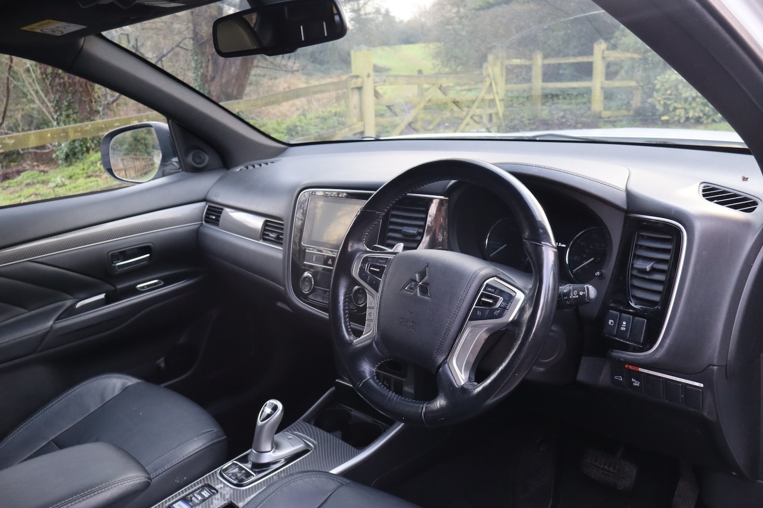 Used Mitsubishi Outlander 2018 for sale - 77349799: Photo 3