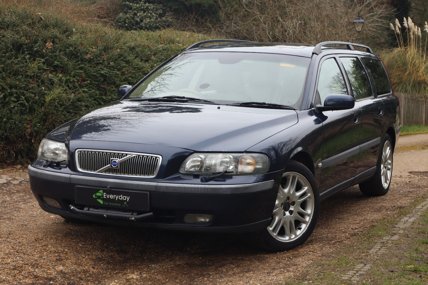 Used Volvo V70 2003 for sale - 77591349: Photo 3