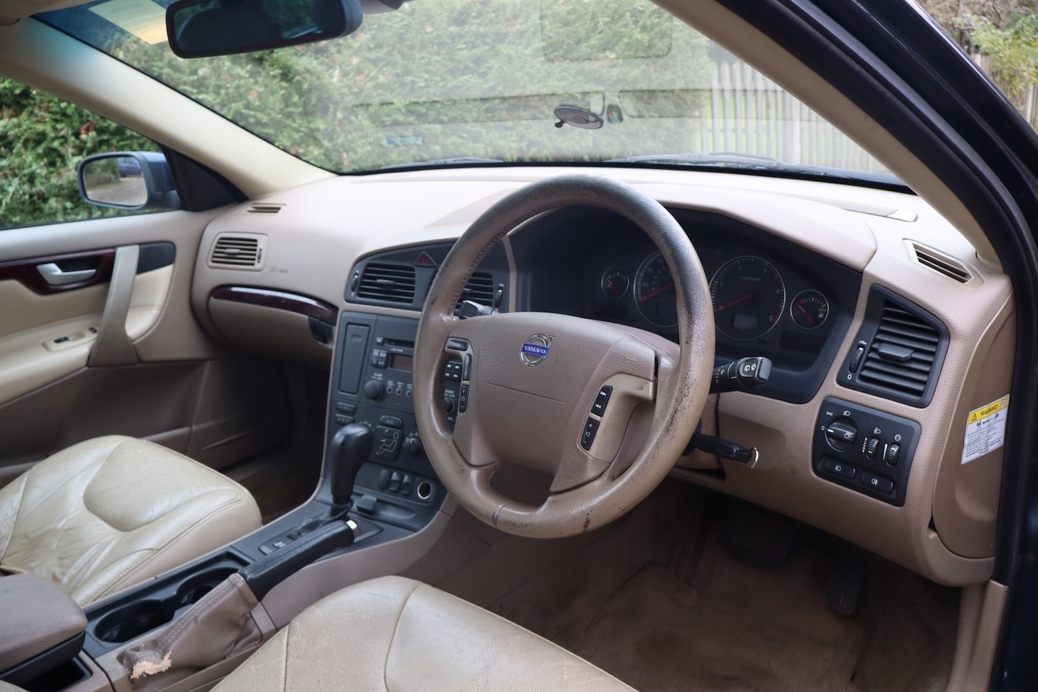 Used Volvo V70 2003 for sale - 77591349: Photo 4