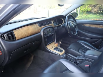 Used Jaguar X-Type 2005 for sale - 77910125: Photo