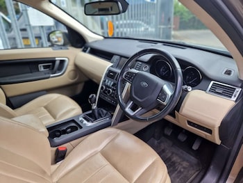 Used Land Rover Discovery Sport 2016 for sale - 78643541: Photo