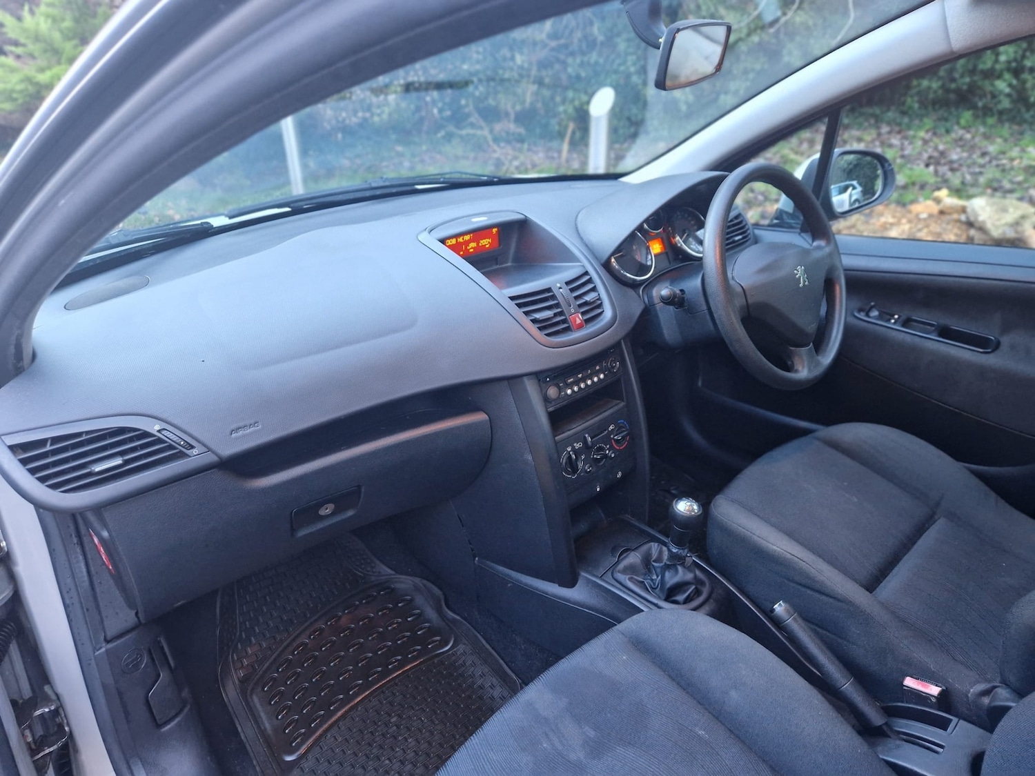 Used Peugeot 207 2006 for sale - 76918083: Photo 13