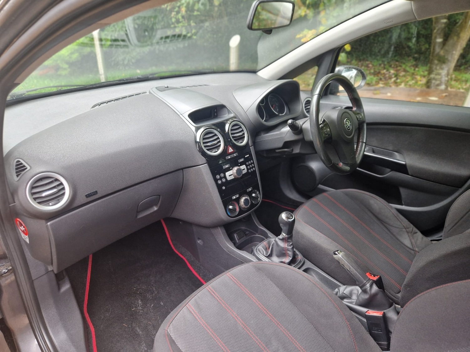Used Vauxhall Corsa 2011 for sale - 76160289: Photo 12