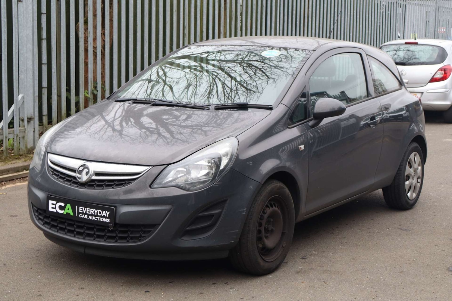 Used Vauxhall Corsa 2014 for sale - 78044962: Photo 3