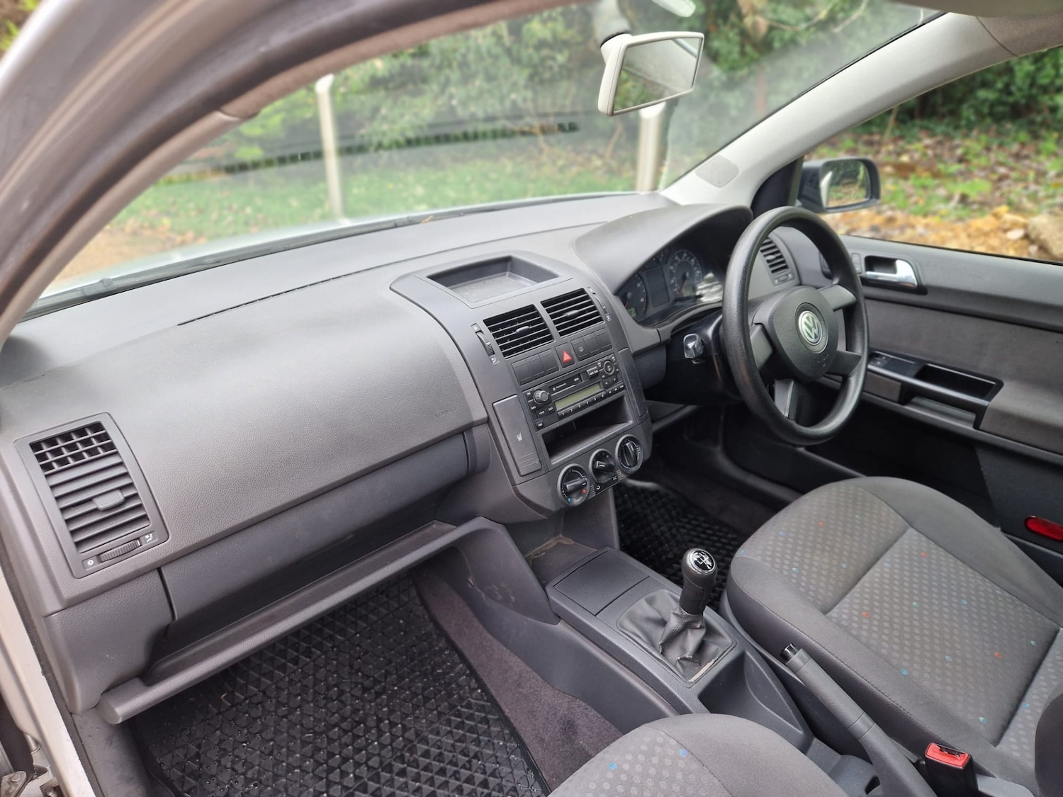 Used Volkswagen Polo 2004 for sale - 76544340: Photo 16