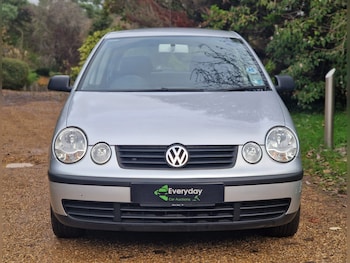 Used Volkswagen Polo 2004 for sale - 76544340: Photo