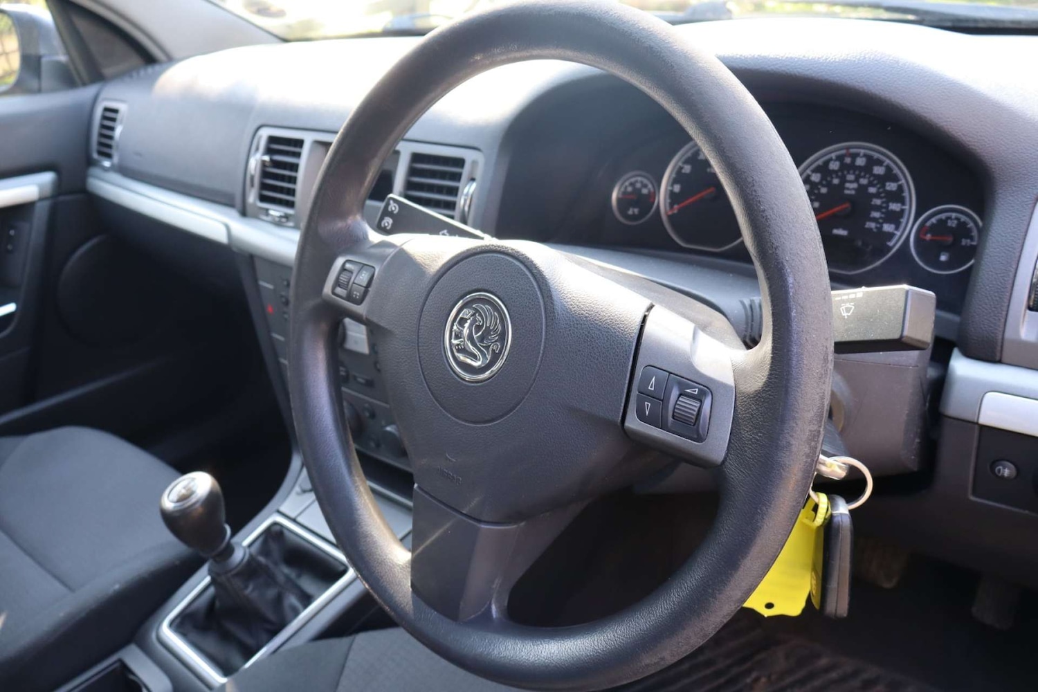 Used Vauxhall Vectra 2007 for sale - 77950400: Photo 21