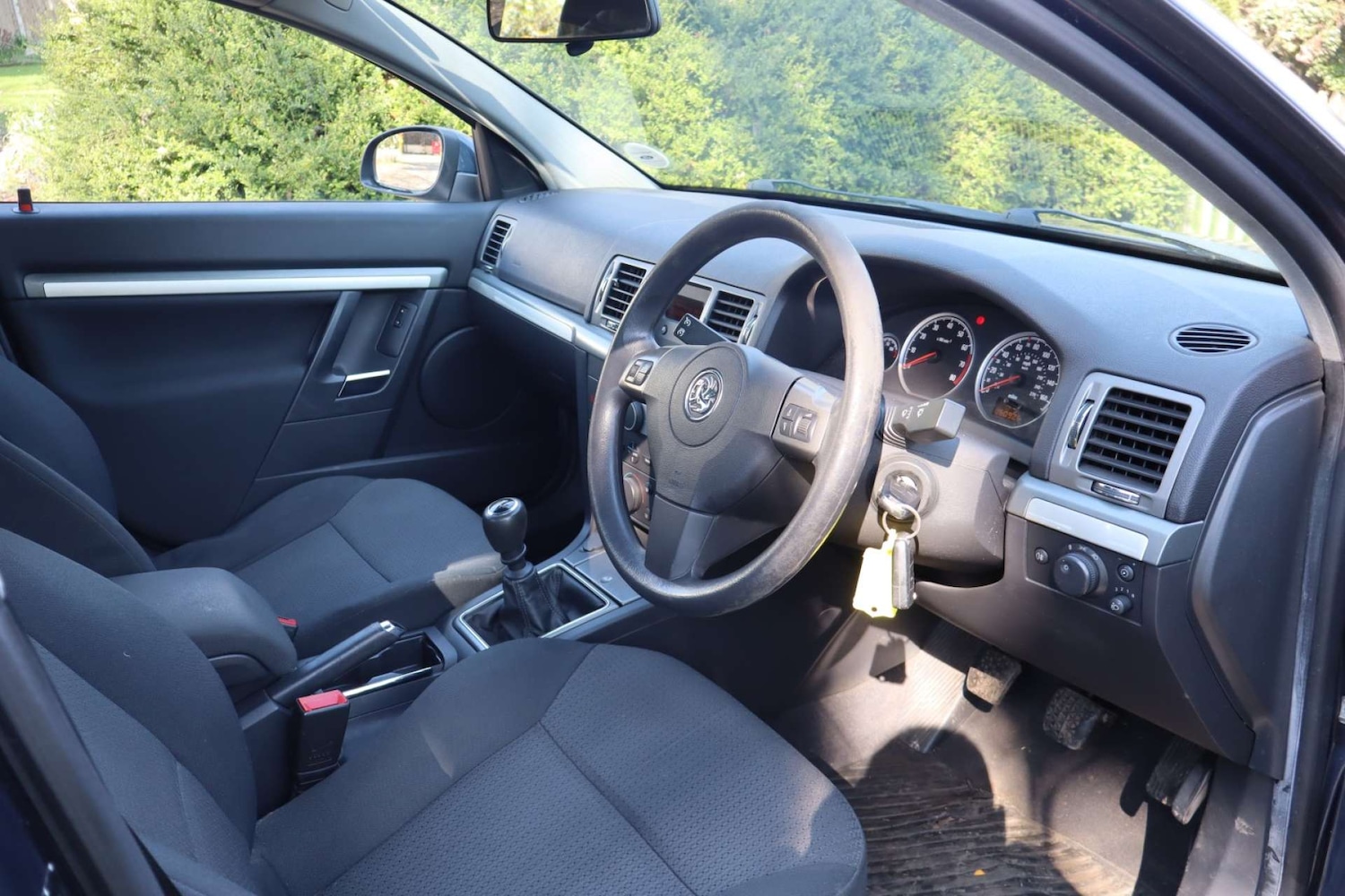 Used Vauxhall Vectra 2007 for sale - 77950400: Photo 32