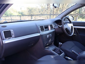 Used Vauxhall Vectra 2007 for sale - 77950400: Photo