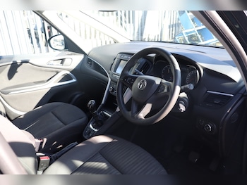 Used Vauxhall Zafira 2017 for sale - 77729533: Photo
