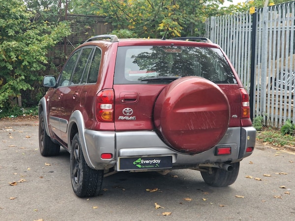 Used Toyota RAV4 2004 for sale - 76273075: Photo 10