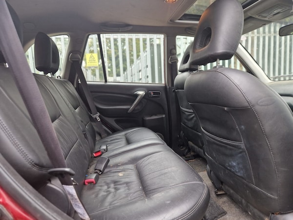 Used Toyota RAV4 2004 for sale - 76273075: Photo 7