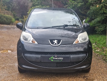 2006 (06) - 1.0 Urban 3dr 2-Tronic Automatic **ULEZ FREE**