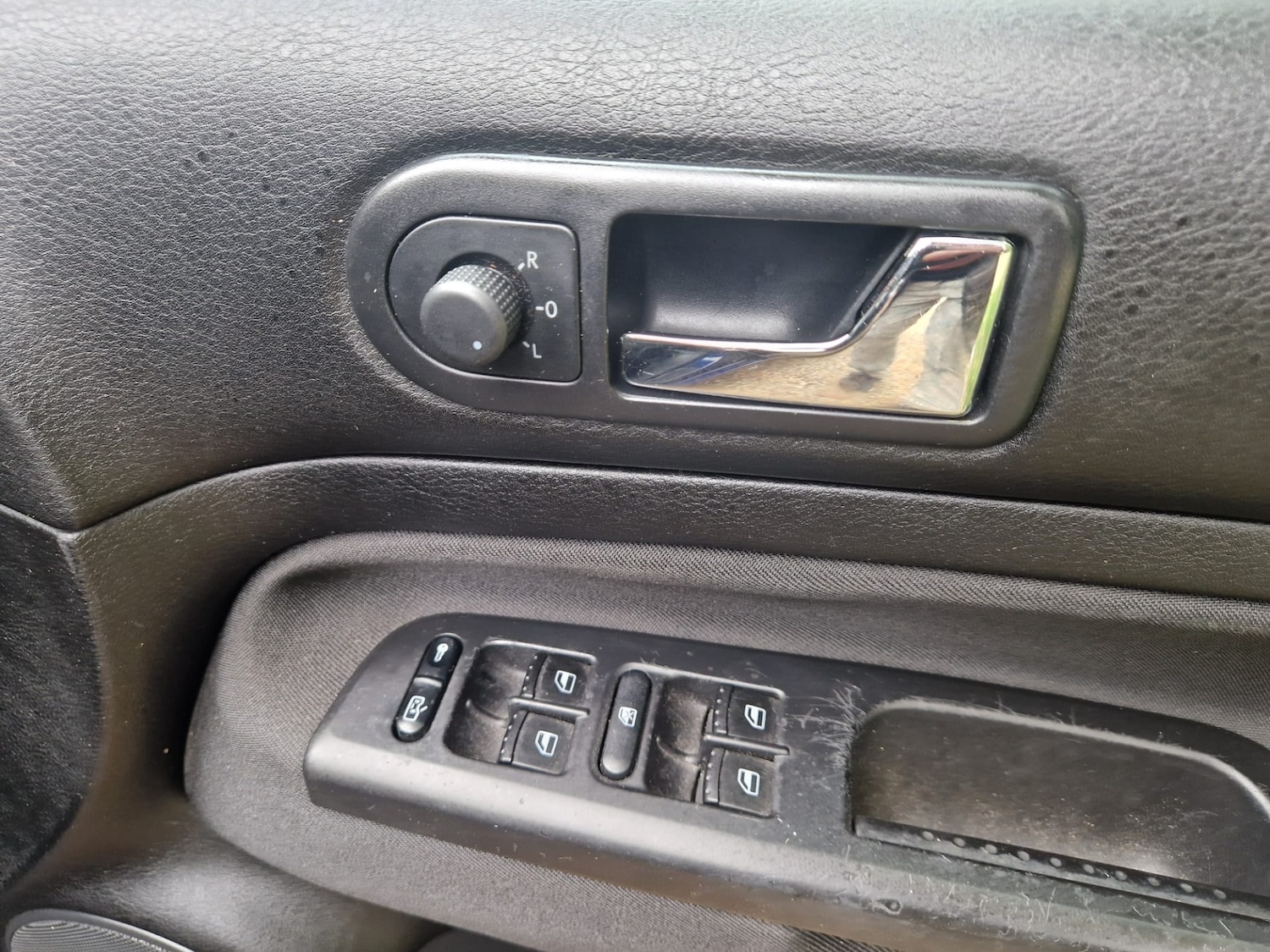 Used Volkswagen Golf 2003 for sale - 76625148: Photo 17