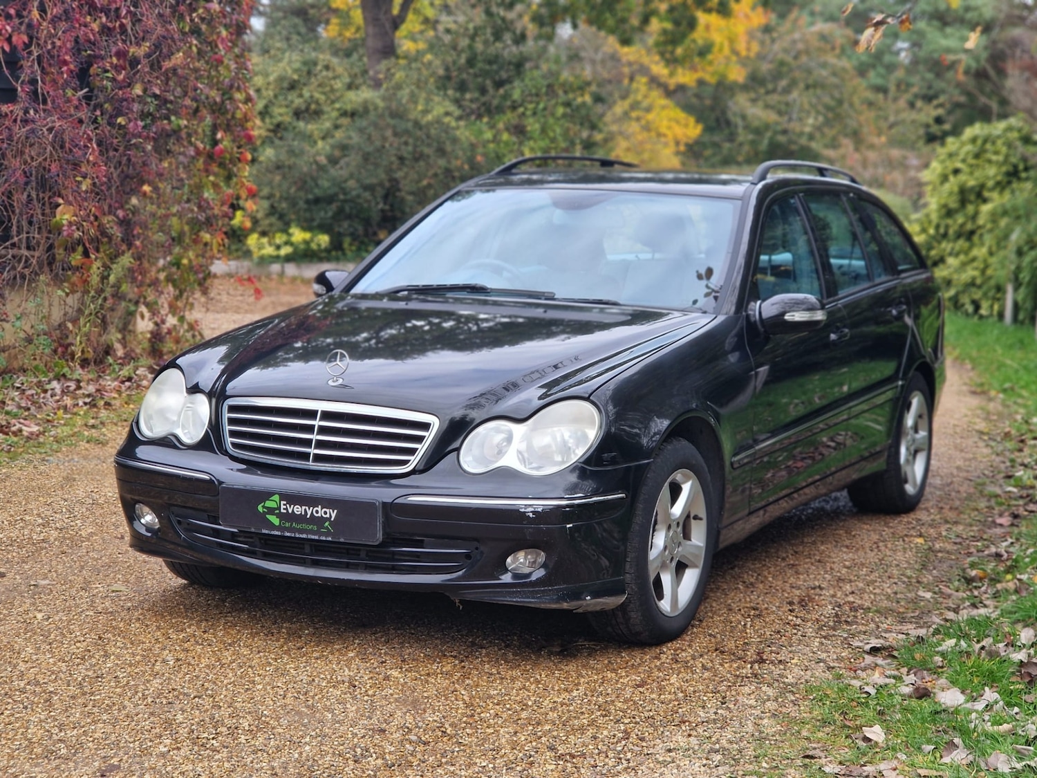 Used Mercedes-Benz C Class 2005 for sale - 76611704: Photo 2