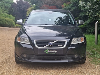 2010 (10) - 2.0D R DESIGN 4dr