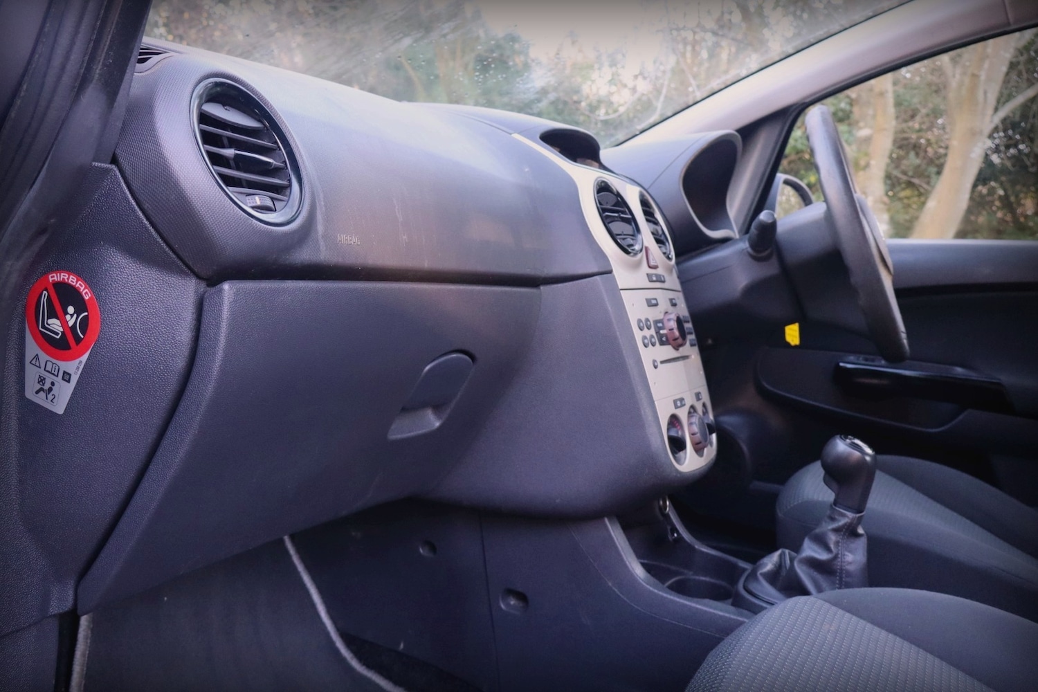 Used Vauxhall Corsa 2011 for sale - 77104704: Photo 25