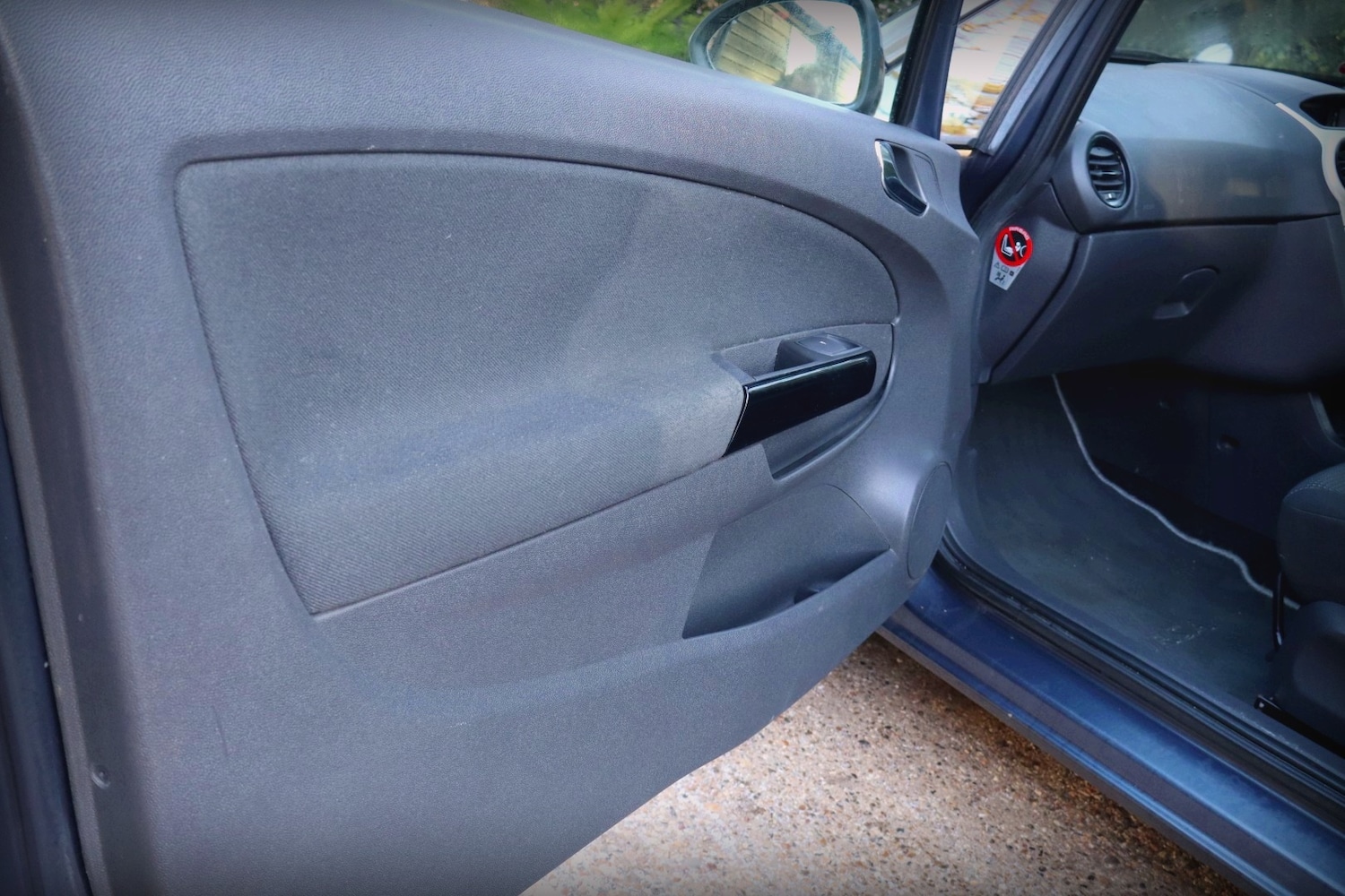 Used Vauxhall Corsa 2011 for sale - 77104704: Photo 26