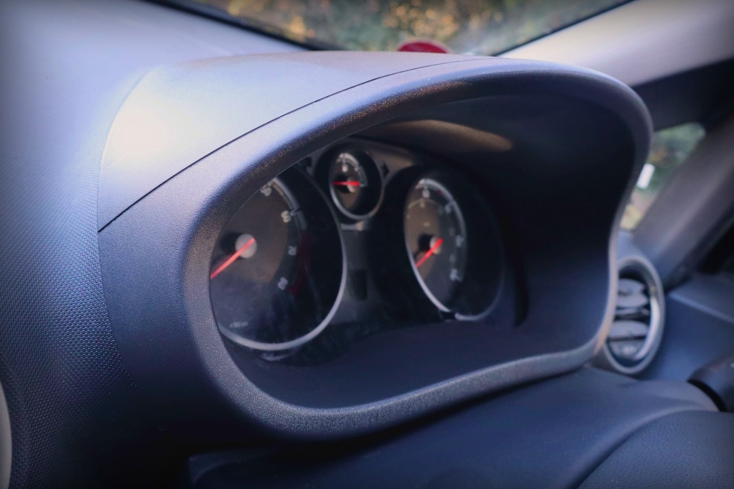 Used Vauxhall Corsa 2011 for sale - 77104704: Photo 28