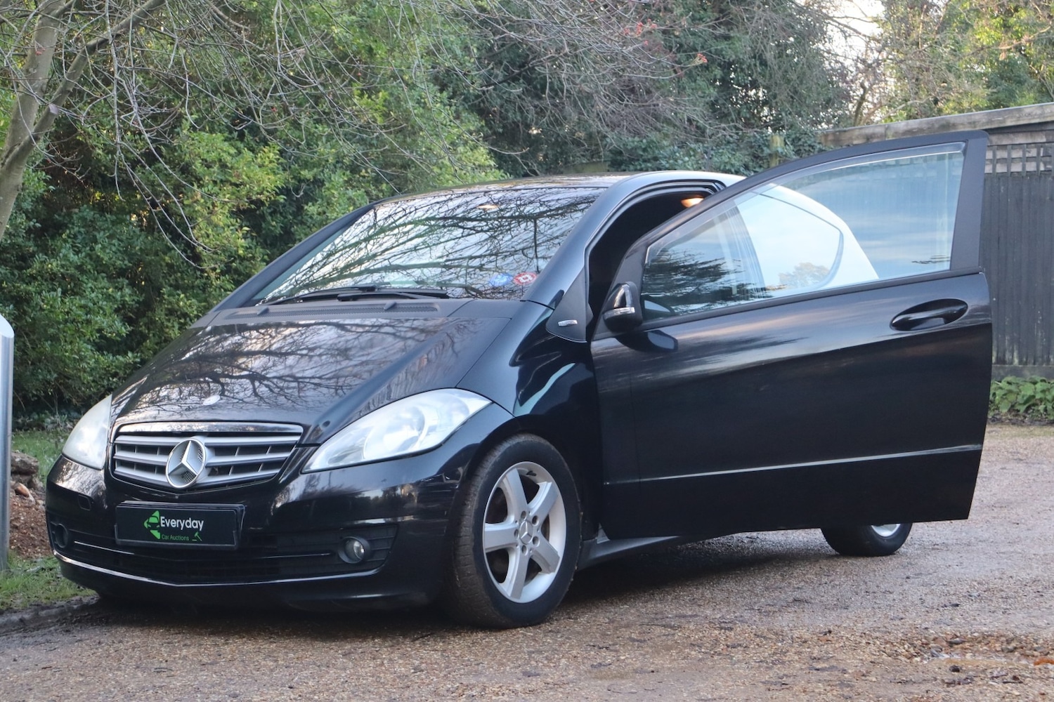 Used Mercedes-Benz A-Class 2009 for sale - 76692849: Photo 3