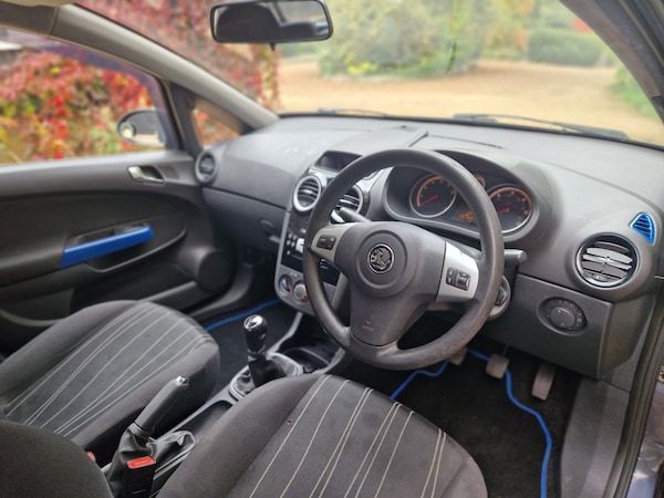 Used Vauxhall Corsa 2010 for sale - 76299868: Photo 18
