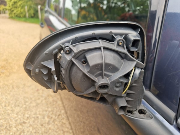 Used Vauxhall Corsa 2010 for sale - 76299868: Photo 9