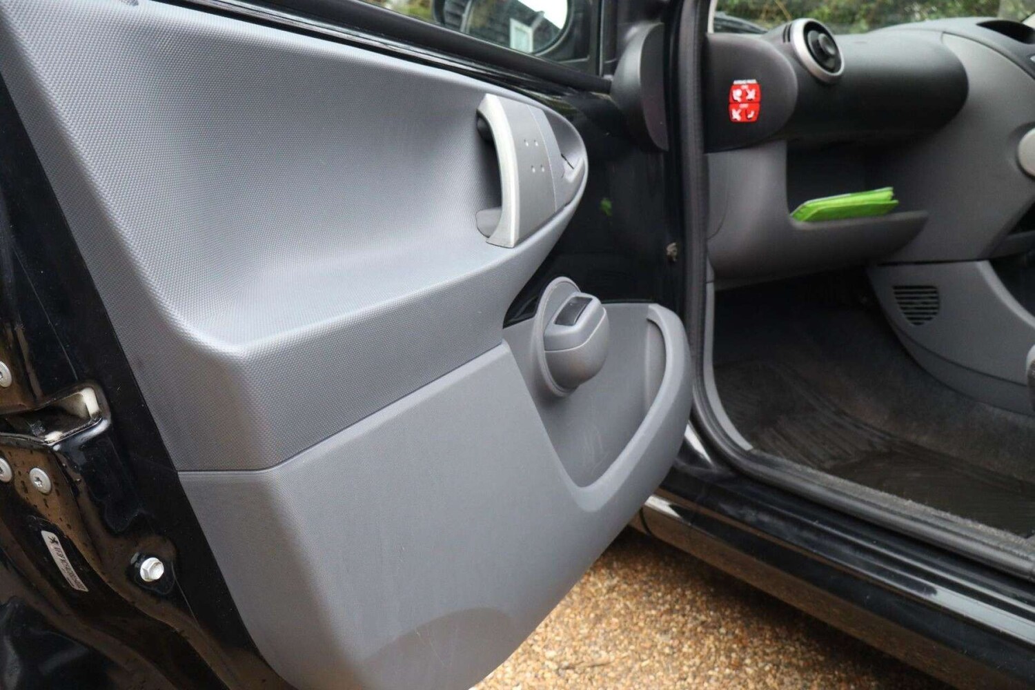 Used Peugeot 107 2008 for sale - 77910120: Photo 25