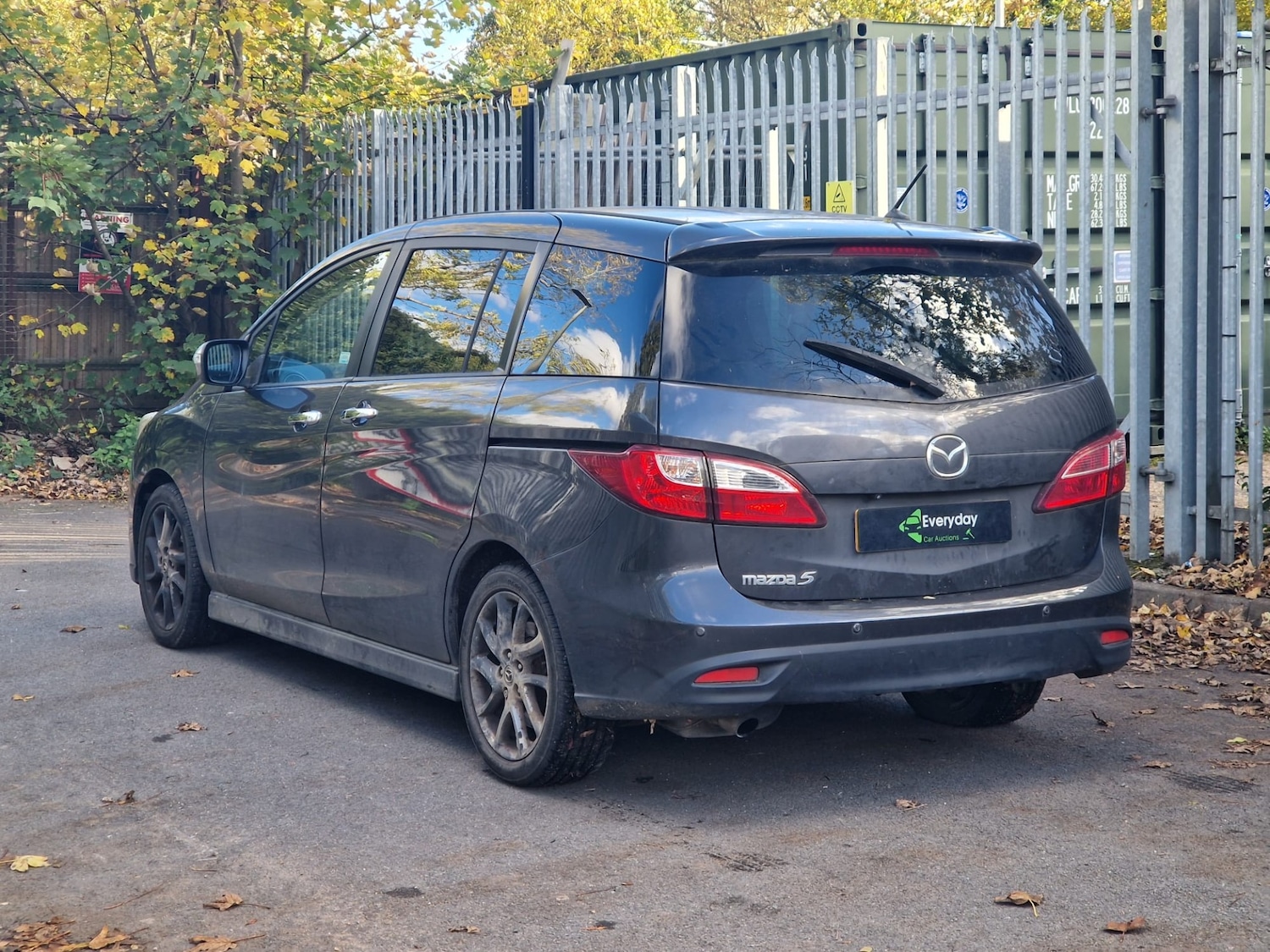 Used Mazda Mazda5 2015 for sale - 76365261: Photo 10
