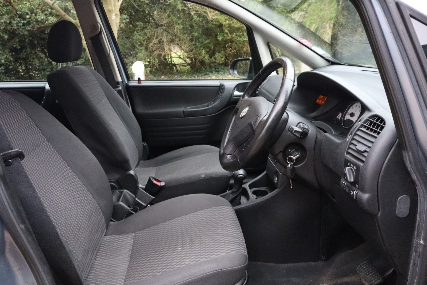 Used Vauxhall Zafira 2004 for sale - 77640955: Photo 14