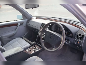Used Mercedes-Benz C Class 1998 for sale - 78131928: Photo