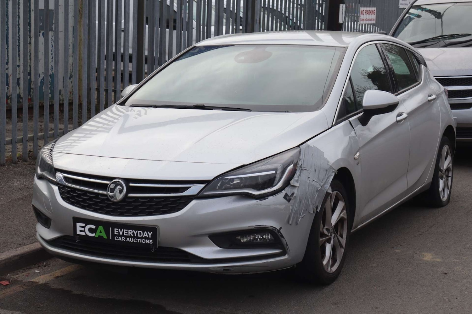 Used Vauxhall Astra 2016 for sale - 78131930: Photo 3