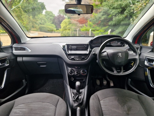 Used Peugeot 208 2013 for sale - 76273098: Photo 15