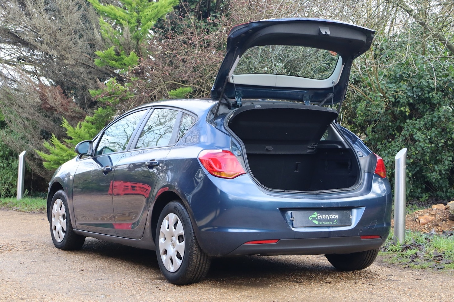 Used Vauxhall Astra 2010 for sale - 77234060: Photo 12