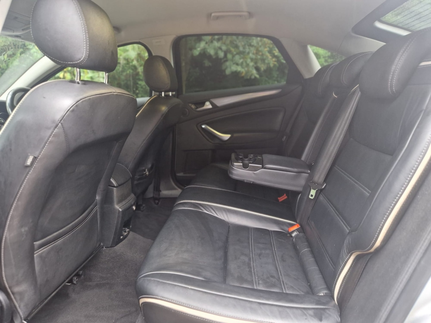 Used Ford Mondeo 2011 for sale - 76160961: Photo 14