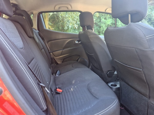 Used Renault Clio 2015 for sale - 76262617: Photo 8