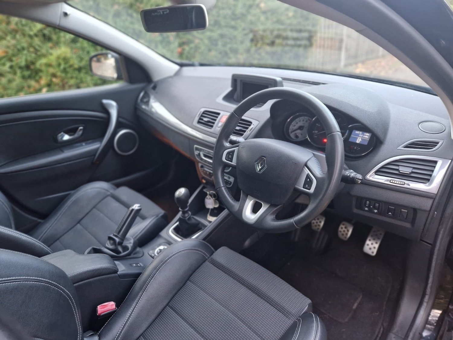 Used Renault Megane 2011 for sale - 76544467: Photo 17